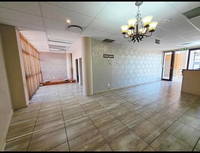 BUSINESS PROPERTY TO RENT IN MENLYN